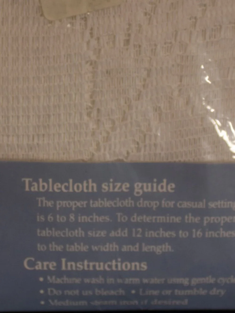 Kane Industries Vintage Lace Tablecloth with Floral Pattern 60x90